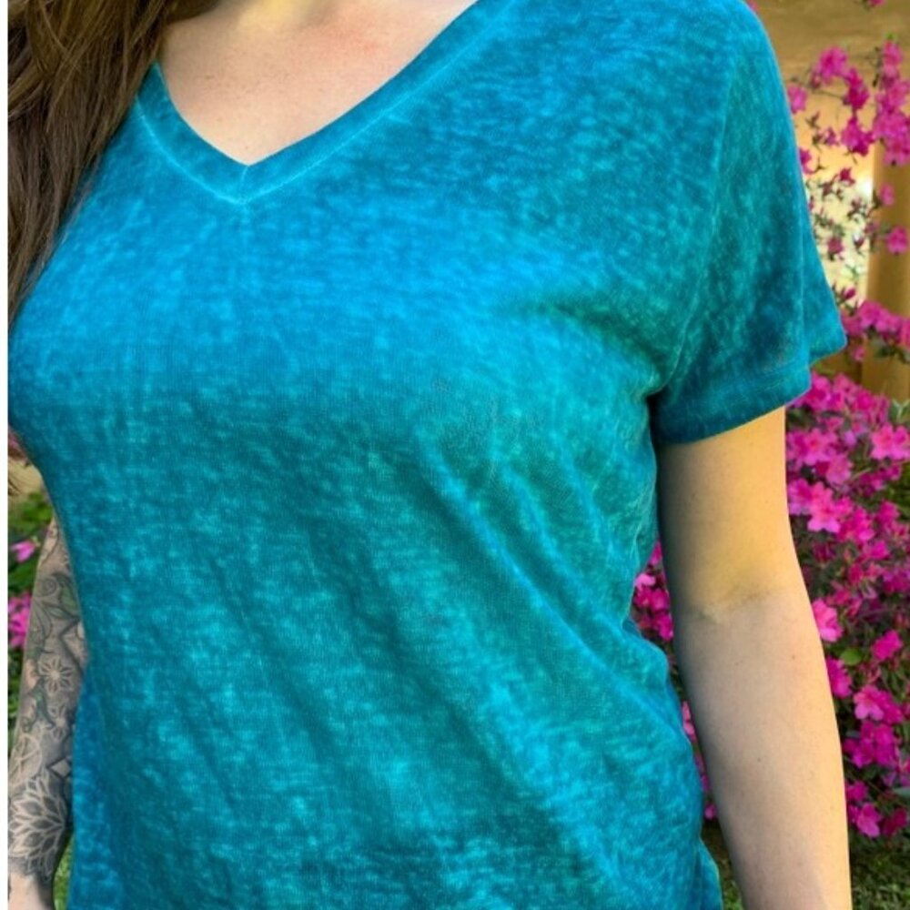 Suds in the Bucket Mineral Wash Tee NWT Jade Blue